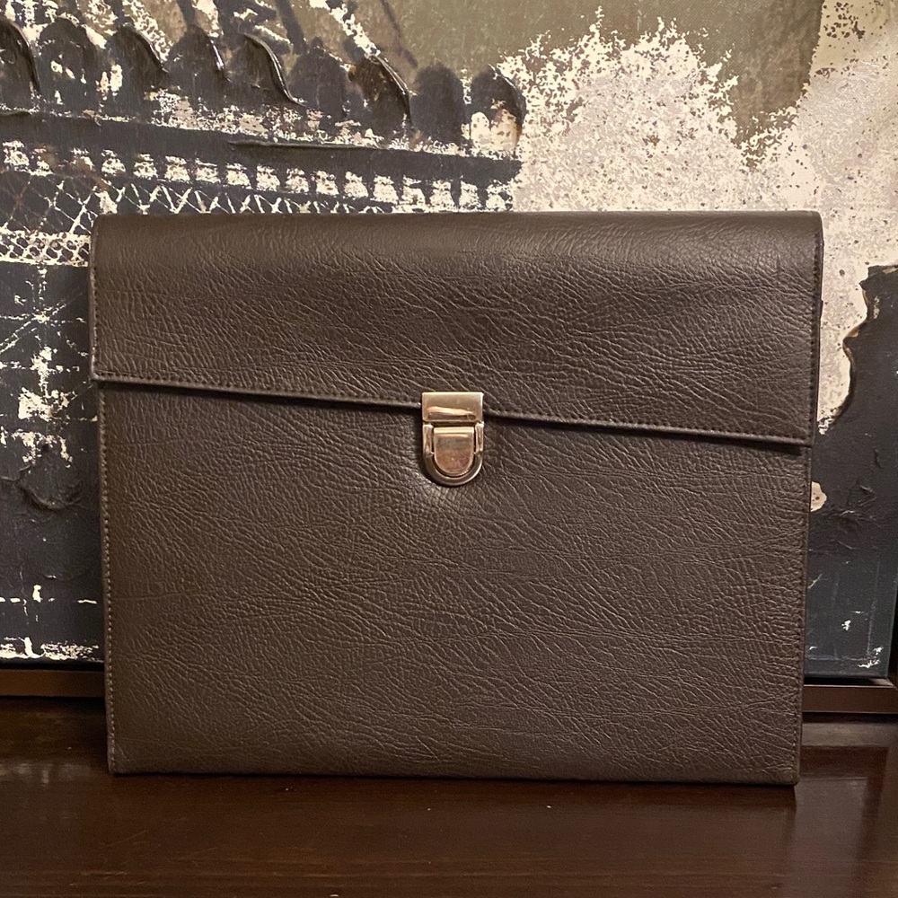 Vintage Danier Brown Leather Folder Binder
